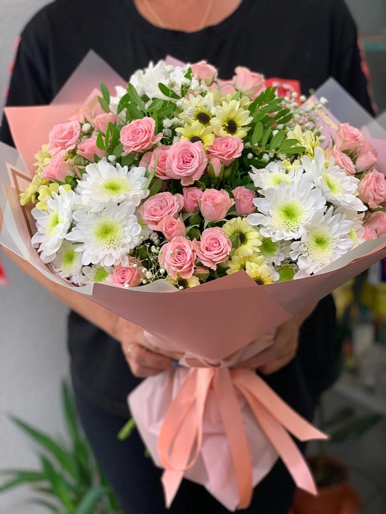 Букет цветов из: Розы и Хризантемы в Новой Ляде