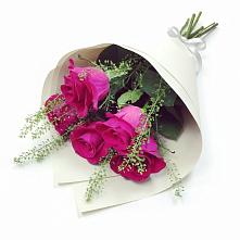 Букет цветов из:  Розы в Новой Ляде