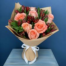 Букет цветов из:  Розы и Альстромерии в Новой Ляде