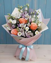 Букет цветов из:  Лизиантусы, Розы, Альстромерии и Гипсофила в Новой Ляде