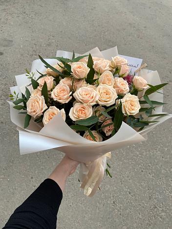 Букет Кремовые розы Латте в Новой Ляде