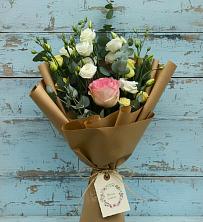 Букет цветов из:  Розы и Лизиантусы в Новой Ляде