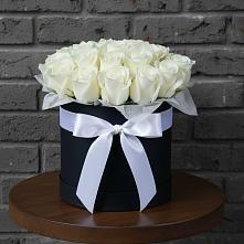 Цветочная композиция из Розы в шляпной коробке в Новой Ляде