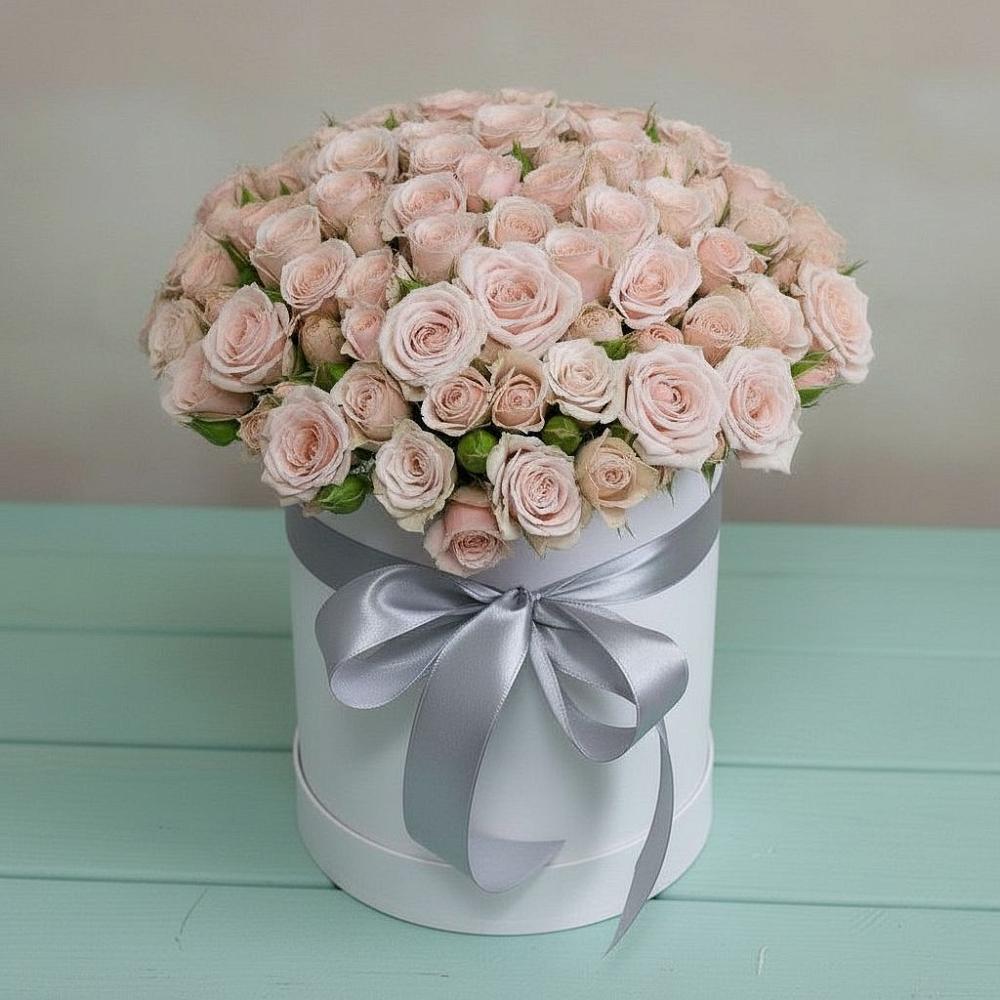 Цветочная композиция из Розы в шляпной коробке в Новой Ляде