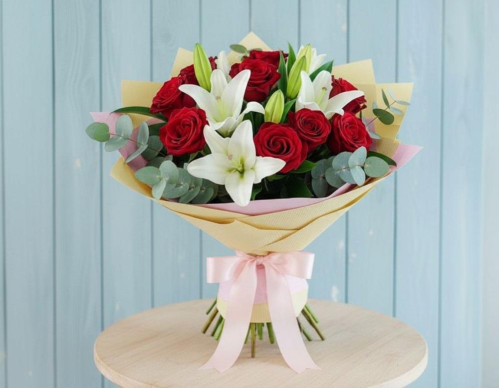 Букет цветов из: Лилии и Розы в Новой Ляде